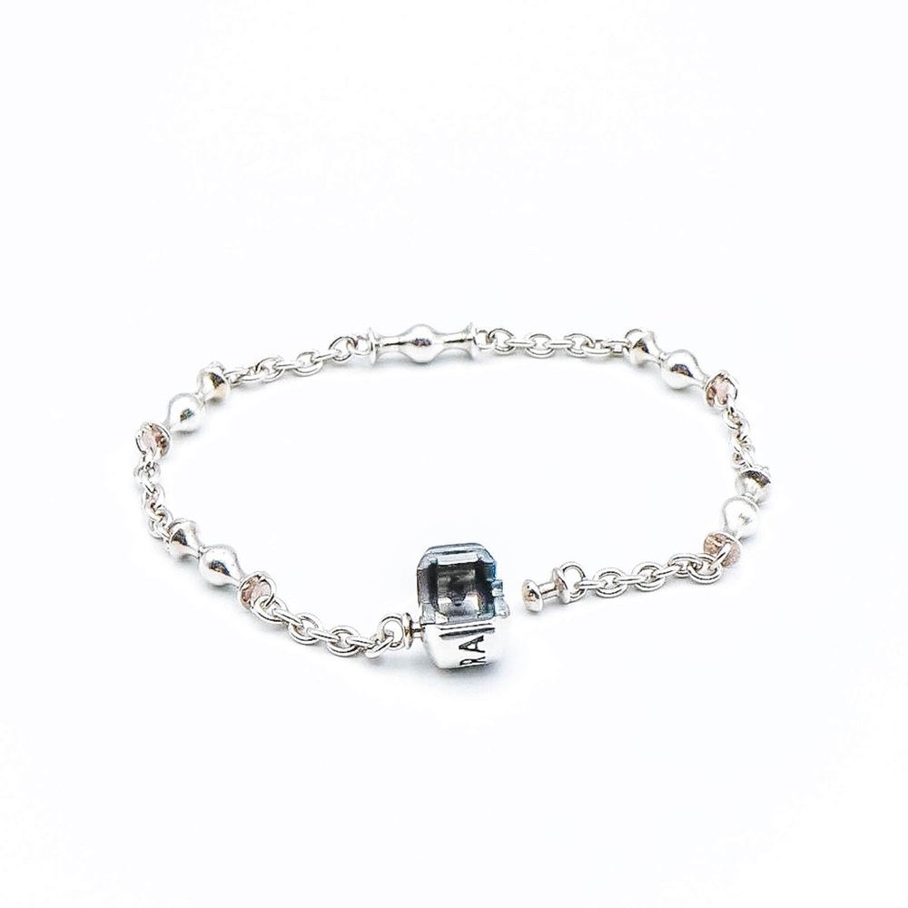 PANDORA FIVE STATION CLIP CAPTURE STERLING SILVER BRACELET WITH PANDORA CLASP - Picture 2 of 5